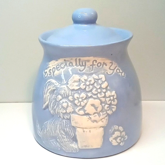 Vintage ceramic periwinkle blue, especially for you canister jar. No flaws - Picture 1 of 7